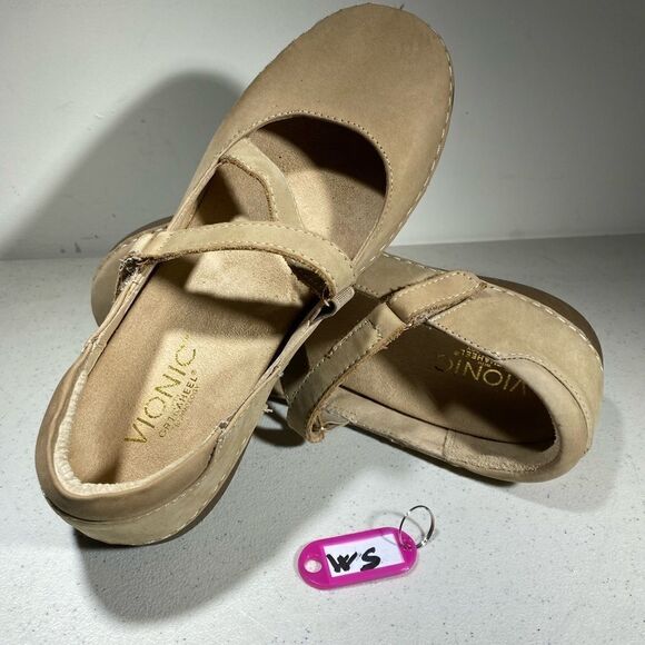 Vionic Judith Beige Suede Mary Jane Strap Flat Shoes Loafers Women’s Size 7 - Picture 1 of 7